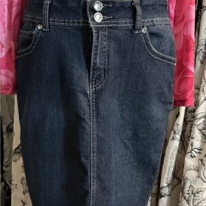 3/$15
Dark Blue stretch Denim Women's Jean skirt